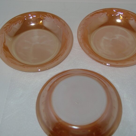 3 Vintage Fire King Peach Luster Laurel Leaf BOWLS Oven Ware 7.5"x1.4" T USA  H - Picture 4 of 4